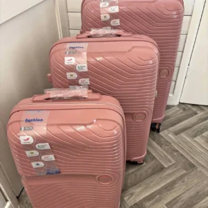 suitcases set of 3
